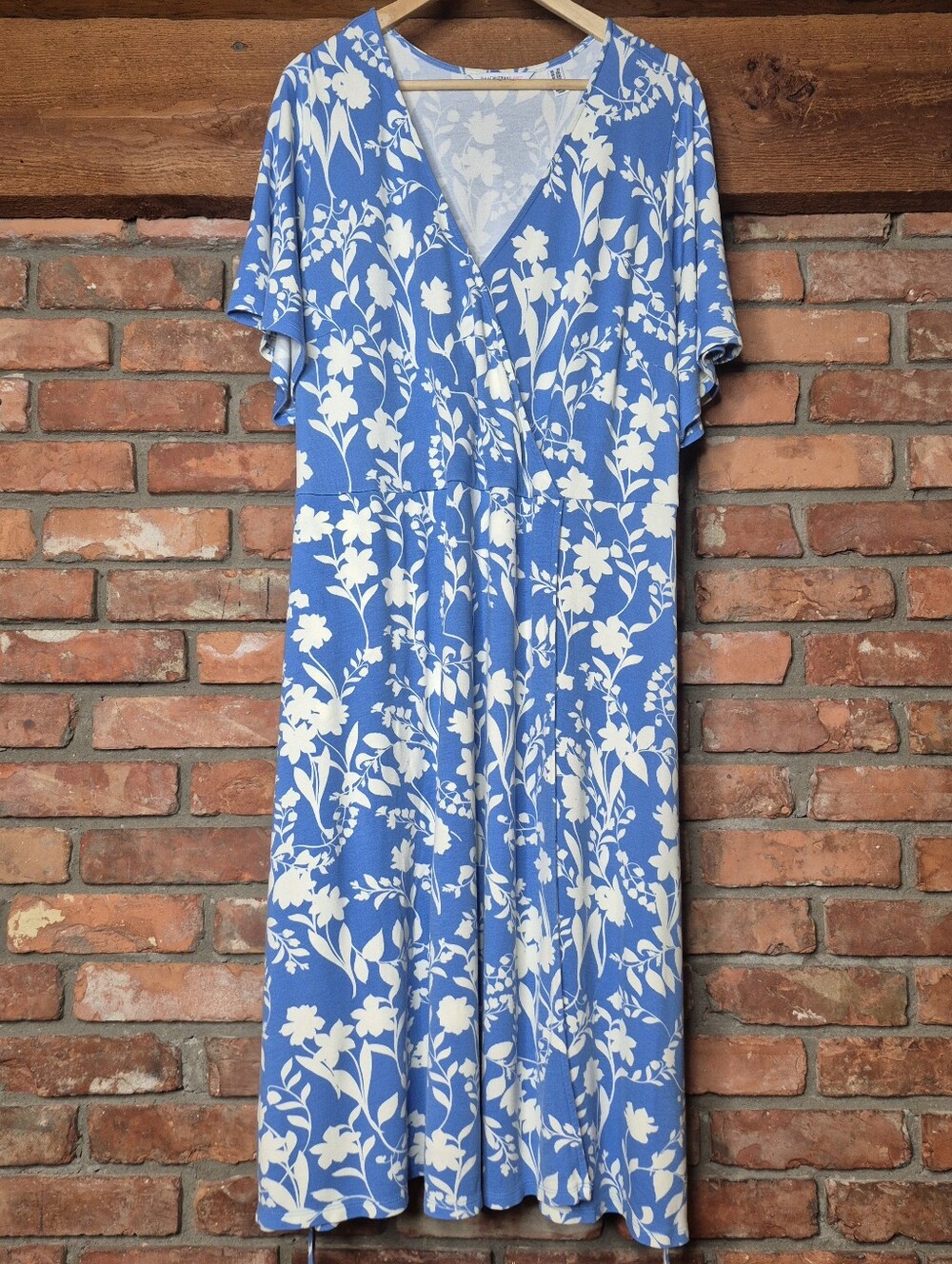 Isaac Mizrahi Live 2X Blue White Floral Faux Wrap Midi Dress Belted Rayon Blend